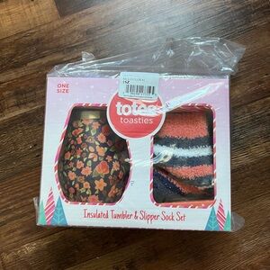 NWT Totes Toasties gift set